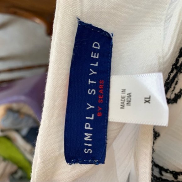 short sleeve blouse - Picture 4 of 4